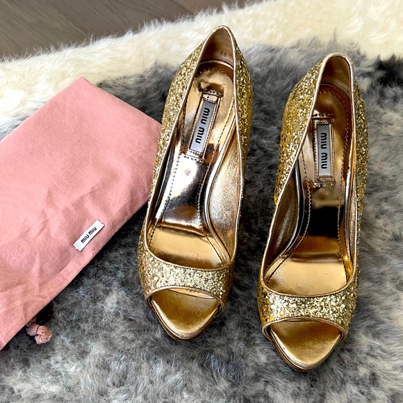 Authentic Miu Miu Gold Glitter Open-Toe Heels – Size 6.5 - Picture 4 of 16